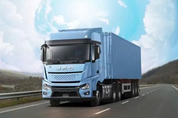Vận chuyển cuộn màng PE công nghiệp từ Bình Dương đi TP.HCM