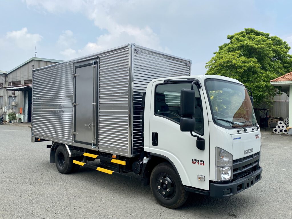 Vận chuyển hàng hóa Bắc Nam uy tín, nhanh chóng, giá cạnh tranh